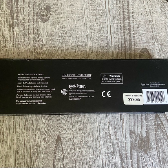 Harry Potter’s Wand With Illuminating Tip The Noble Collection Like New in Box - Picture 7 of 8